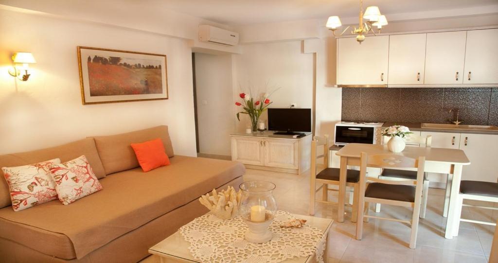Apartments Kassandrinos-Maria ニキティ エクステリア 写真