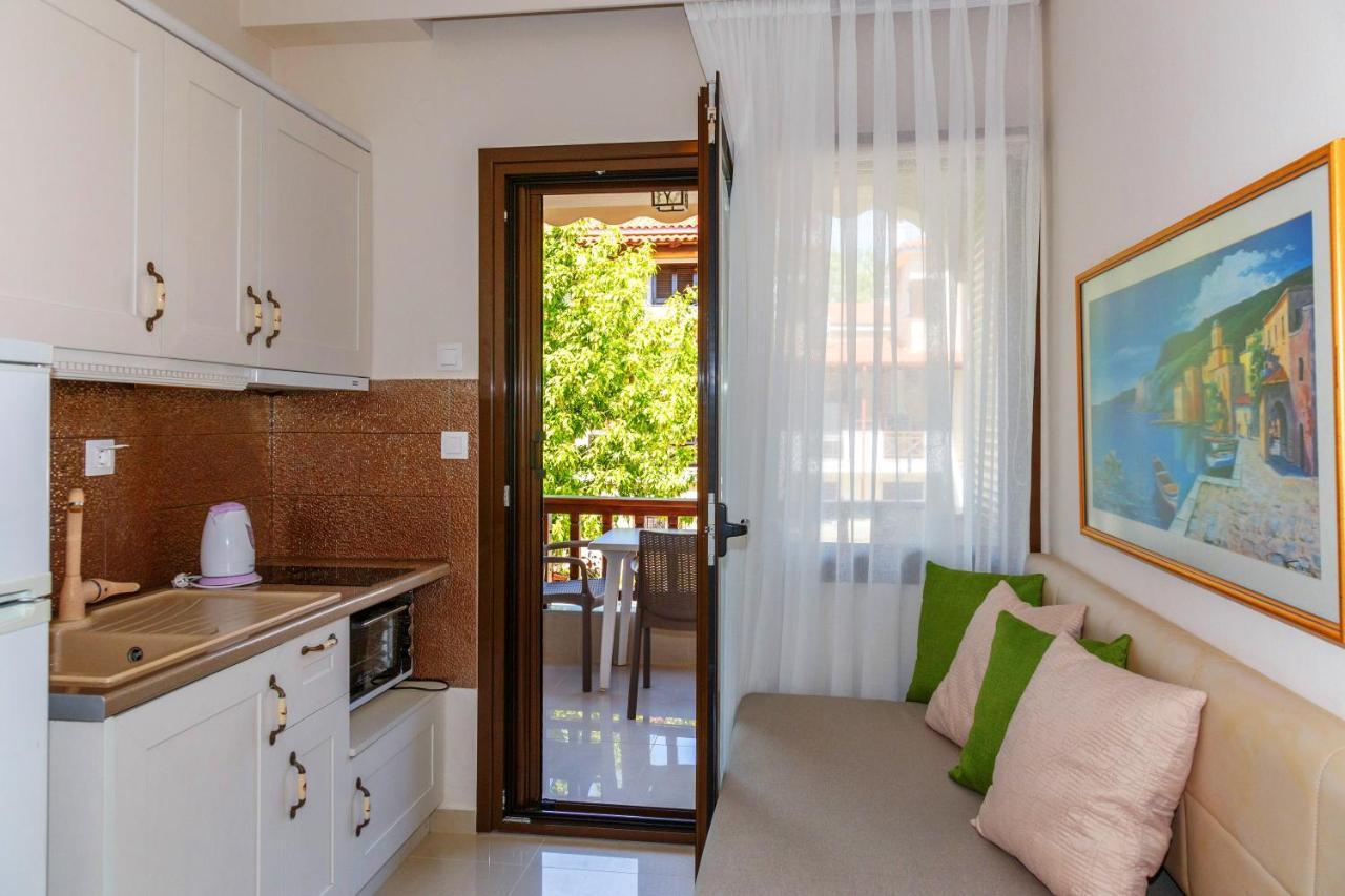 Apartments Kassandrinos-Maria ニキティ エクステリア 写真